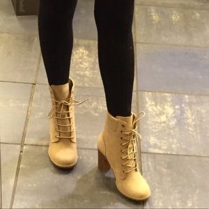 Timberland Women’s Glancy boots in Cornstalk